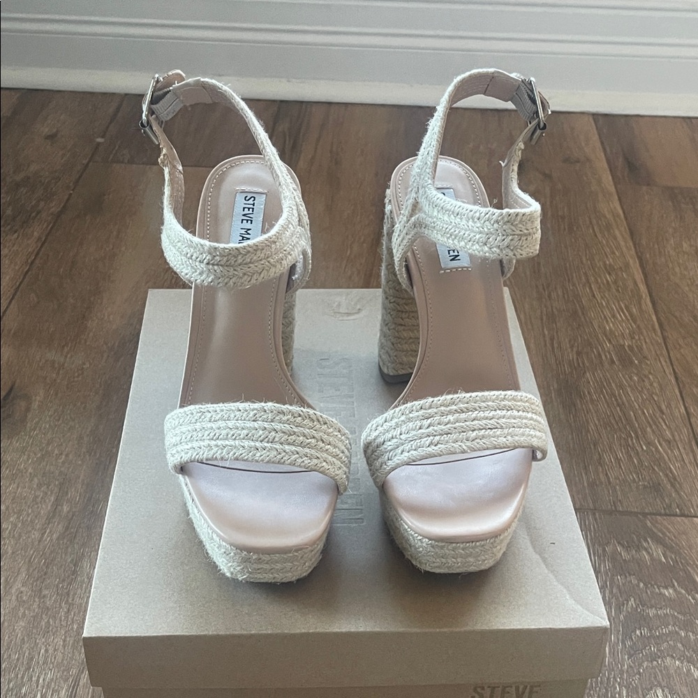 Steve Madden Beige Platform Wedges